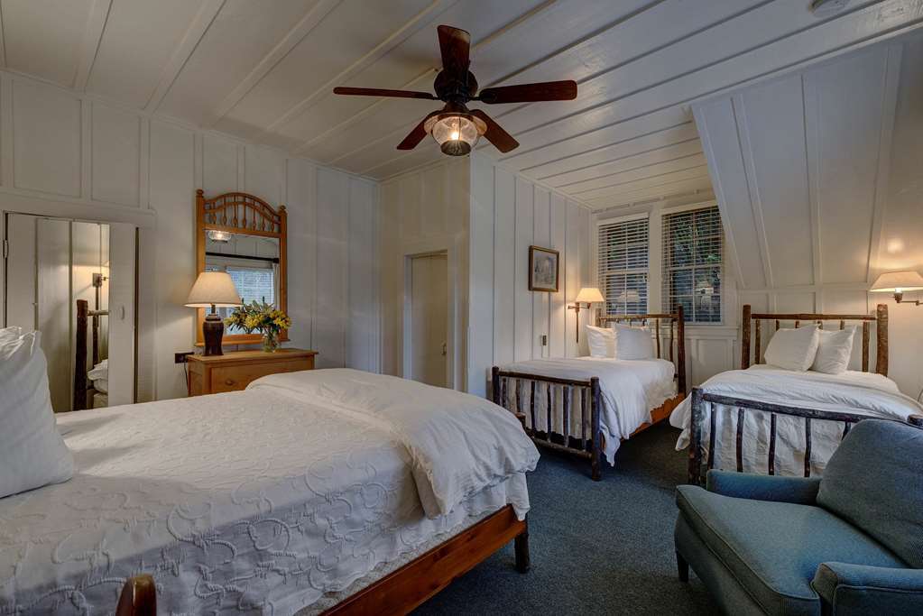 High Hampton Resort Кешиърс Стая снимка